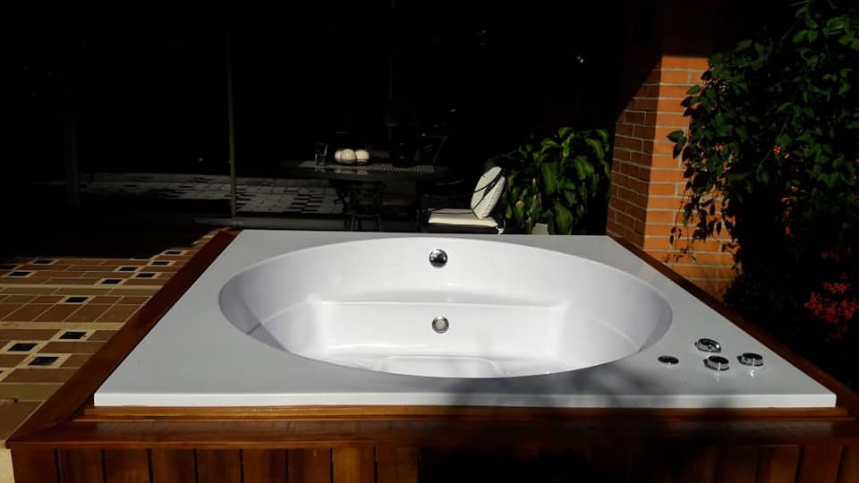 Jacuzzi Deleite de 3 a 4 personas